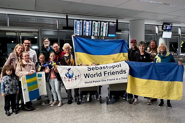 Uchen Family Arrives from Ukraine